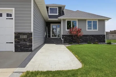 311 39th Avenue E West Fargo ND 58078