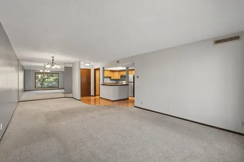 4710 58th Avenue N Crystal MN 55429