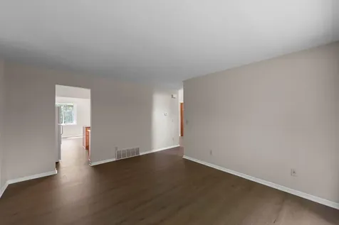 304 Pondridge Circle Wayzata MN 55391