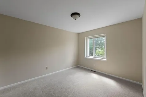 304 Pondridge Circle Wayzata MN 55391