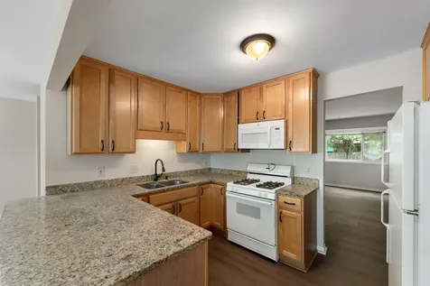 304 Pondridge Circle Wayzata MN 55391