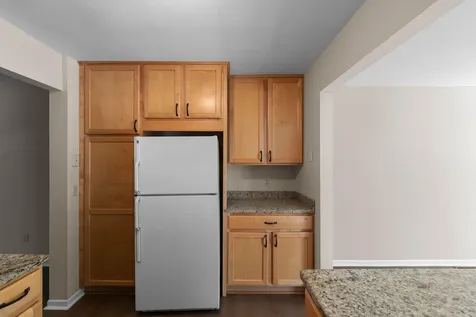 304 Pondridge Circle Wayzata MN 55391