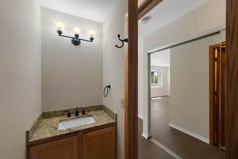 304 Pondridge Circle Wayzata MN 55391