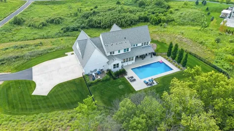22233 Dakota Avenue Lakeville MN 55044