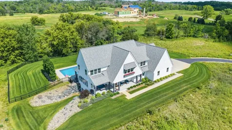 22233 Dakota Avenue Lakeville MN 55044