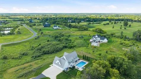 22233 Dakota Avenue Lakeville MN 55044