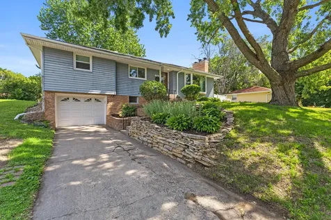 7918 59th Avenue N New Hope MN 55428