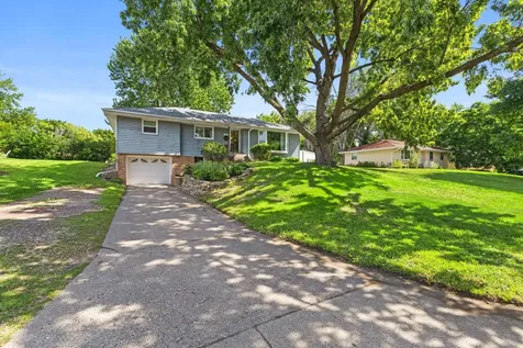 7918 59th Avenue N New Hope MN 55428