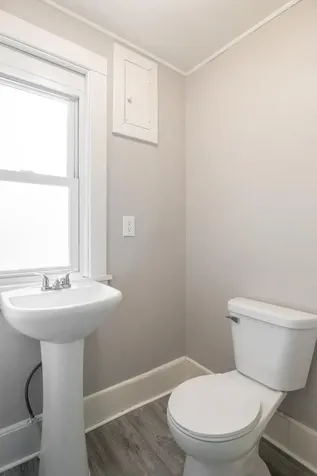 1606 Concordia Avenue Saint Paul MN 55104