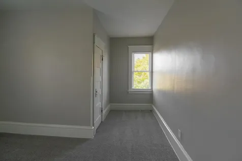 1606 Concordia Avenue Saint Paul MN 55104