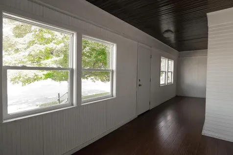 1606 Concordia Avenue Saint Paul MN 55104