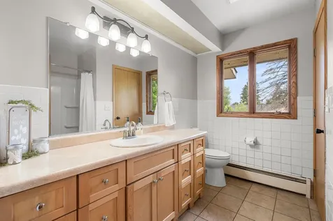 628 E Wisconsin Avenue Barron WI 54812