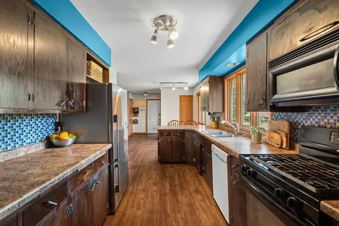 628 E Wisconsin Avenue Barron WI 54812