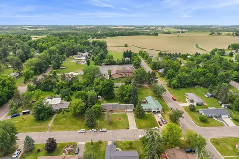 628 E Wisconsin Avenue Barron WI 54812