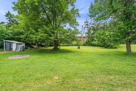 628 E Wisconsin Avenue Barron WI 54812