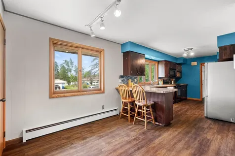 628 E Wisconsin Avenue Barron WI 54812