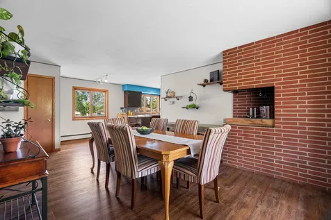 628 E Wisconsin Avenue Barron WI 54812