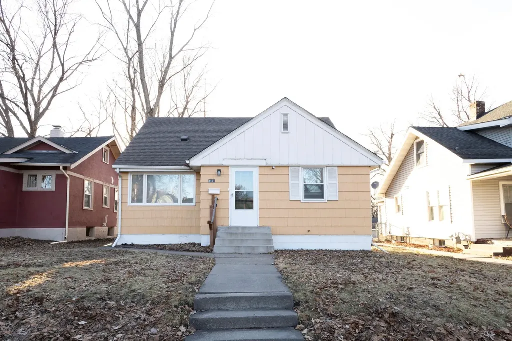 3451 Logan Avenue N Minneapolis MN 55412