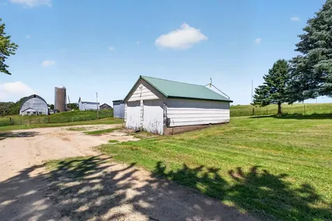 28287 273rd Avenue Fountain MN 55935