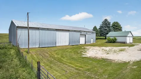28287 273rd Avenue Fountain MN 55935