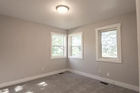 1602 Johnson St NE Minneapolis MN 55413