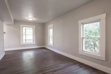1602 Johnson St NE Minneapolis MN 55413