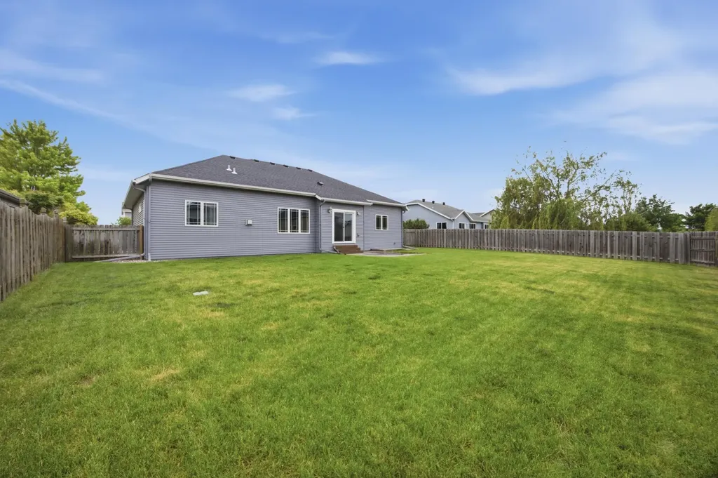 630 Westminster Drive Moorhead MN 56560