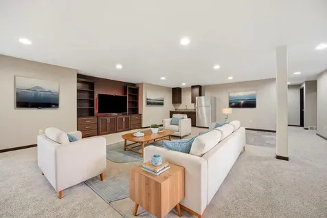 630 Westminster Drive Moorhead MN 56560