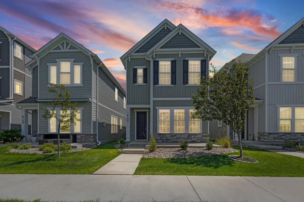 8133 Arrowwood Lane N Maple Grove MN 55369