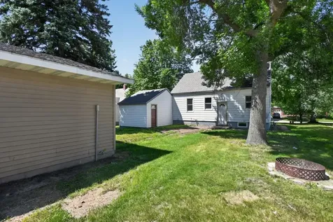 1411 Douglas Street Alexandria MN 56308