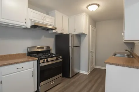 5048 Girard Ave N Minneapolis MN 55430