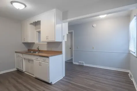 5048 Girard Ave N Minneapolis MN 55430