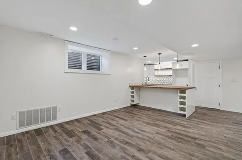 1257 Birmingham Street Saint Paul MN 55106