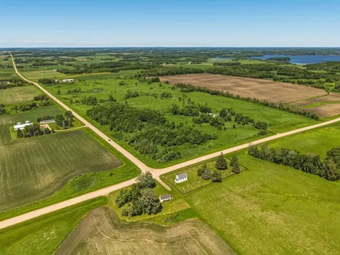 10821A 160th Street W Kilkenny MN 56052