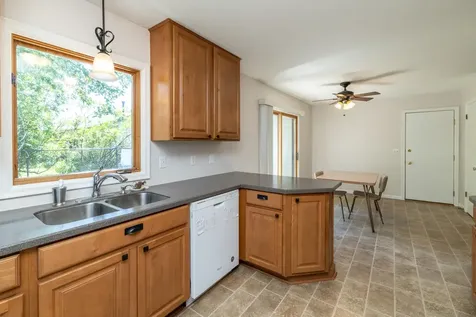 991 Cortland Drive Apple Valley MN 55124