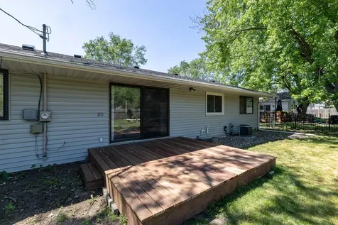 991 Cortland Drive Apple Valley MN 55124