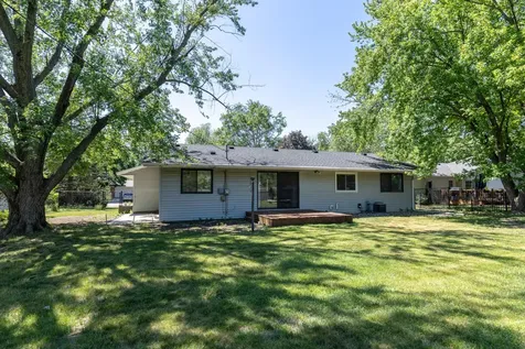 991 Cortland Drive Apple Valley MN 55124