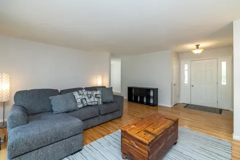 991 Cortland Drive Apple Valley MN 55124