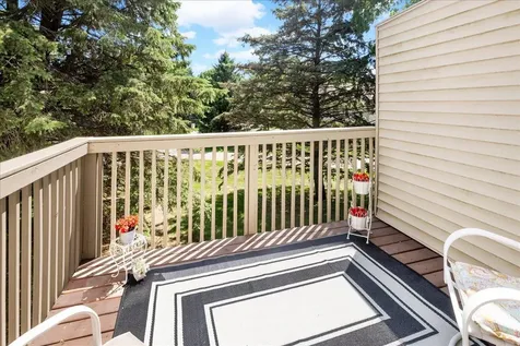 4602 1/2 Penkwe Way Eagan MN 55122