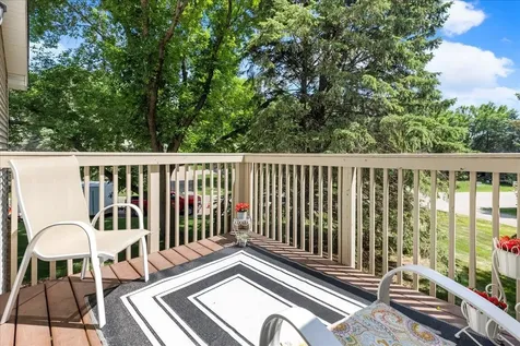4602 1/2 Penkwe Way Eagan MN 55122
