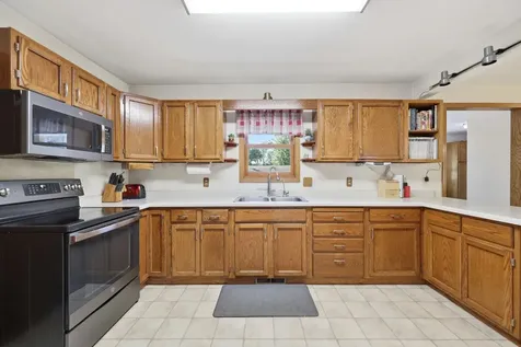 424 E 11th Street Gibbon MN 55335