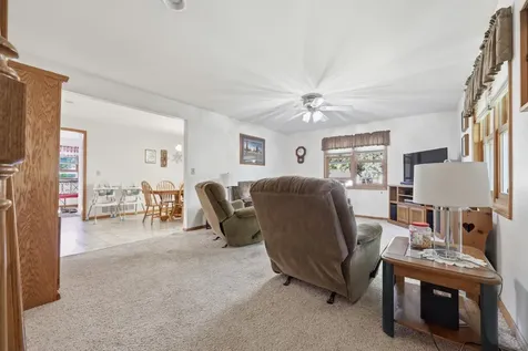424 E 11th Street Gibbon MN 55335