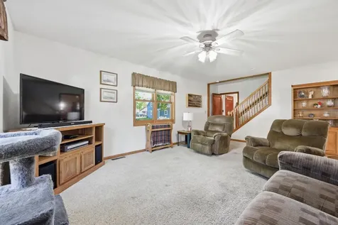424 E 11th Street Gibbon MN 55335