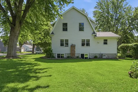 424 E 11th Street Gibbon MN 55335