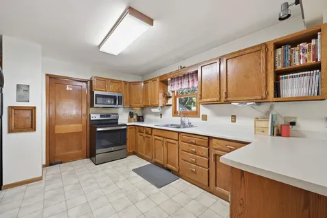 424 E 11th Street Gibbon MN 55335