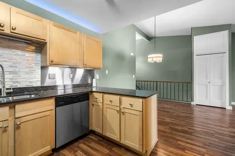 41 Round Lake Trail Little Canada MN 55117