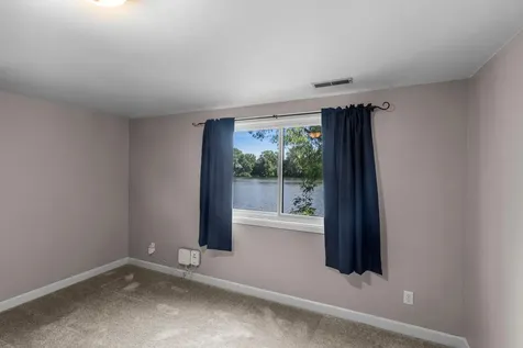 41 Round Lake Trail Little Canada MN 55117