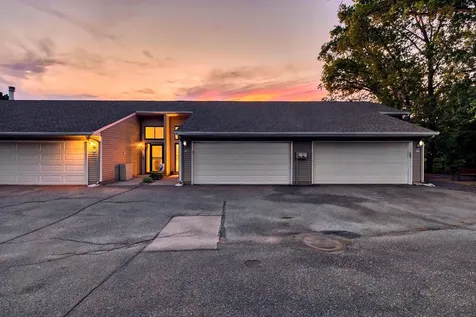 41 Round Lake Trail Little Canada MN 55117