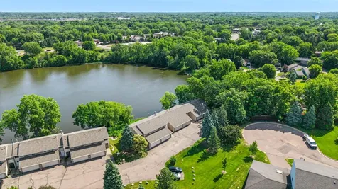 41 Round Lake Trail Little Canada MN 55117