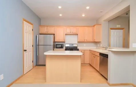 2412 Eagle Trace Lane Woodbury MN 55129
